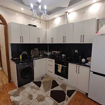 Satılır 3 otaqlı mənzil 91 m²