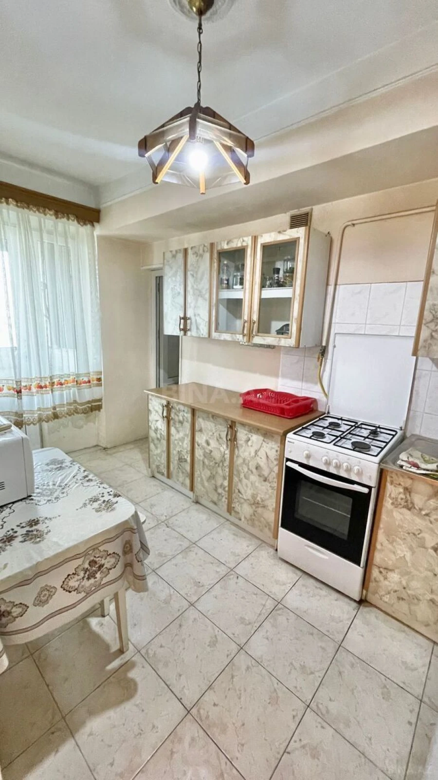 Kirayə verilir 2 otaqlı mənzil 60 m²