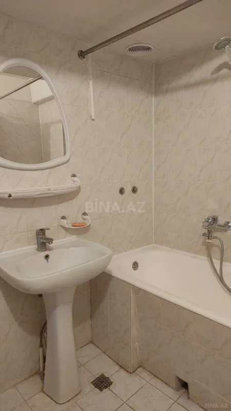 Kirayə verilir 2 otaqlı mənzil 60 m²