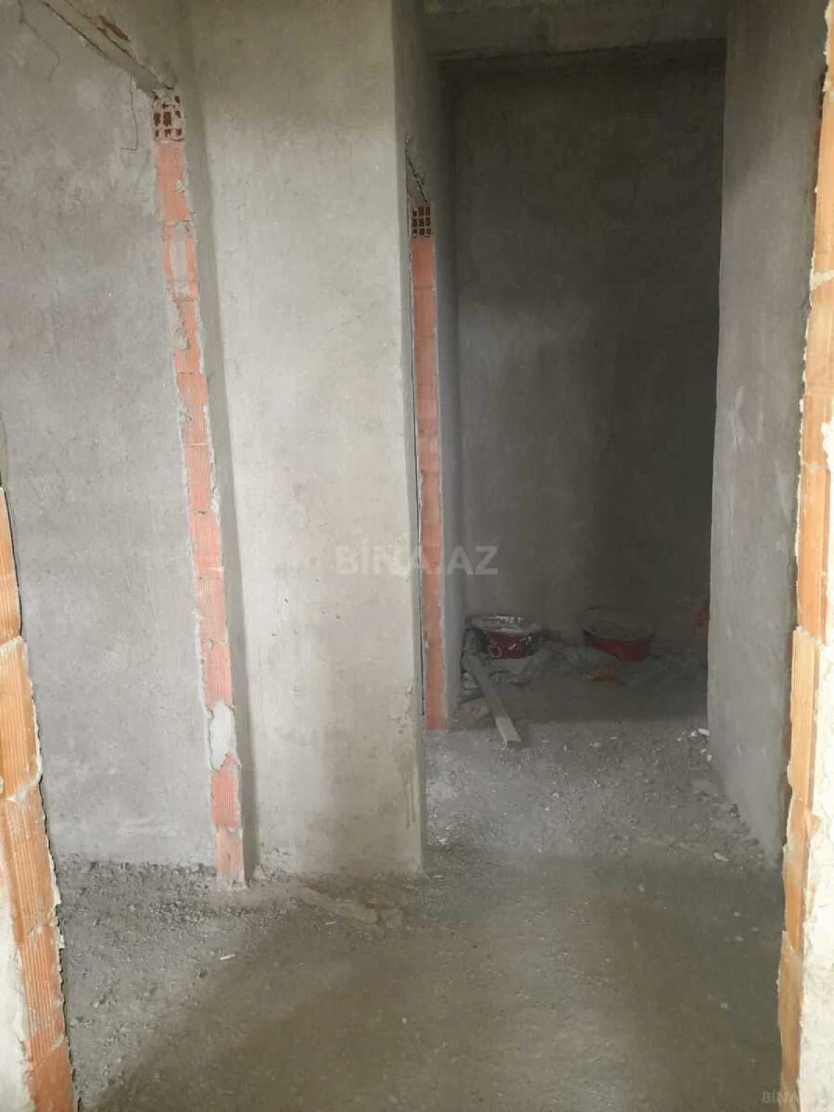 Satılır 2 otaqlı mənzil 69 m²