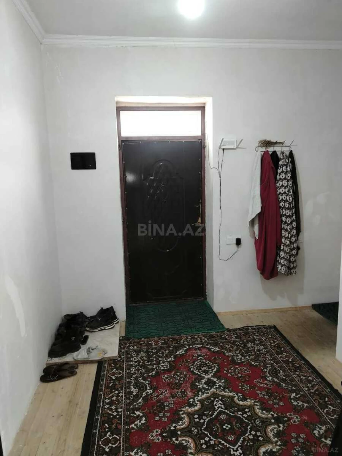 Satılır 4 otaqlı mənzil 110 m²