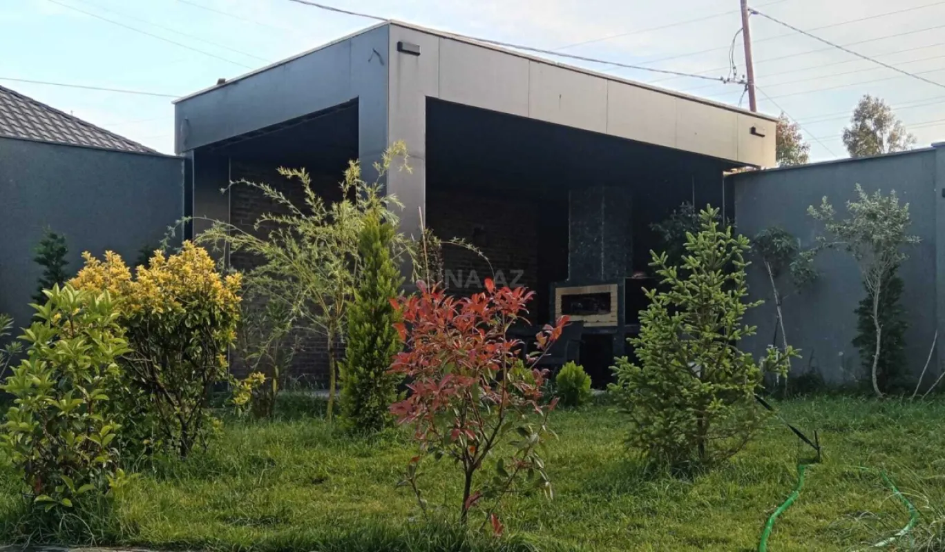 Kirayə verilir 4 otaqlı həyət evi 230 m²