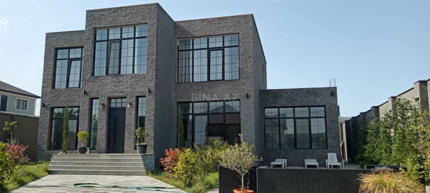 Kirayə verilir 4 otaqlı həyət evi 230 m²