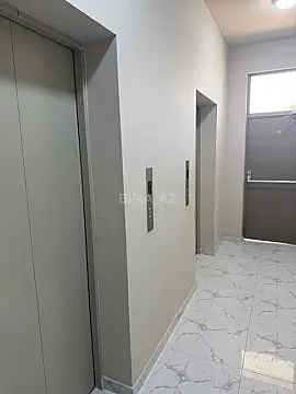 Satılır 3 otaqlı mənzil 118 m²
