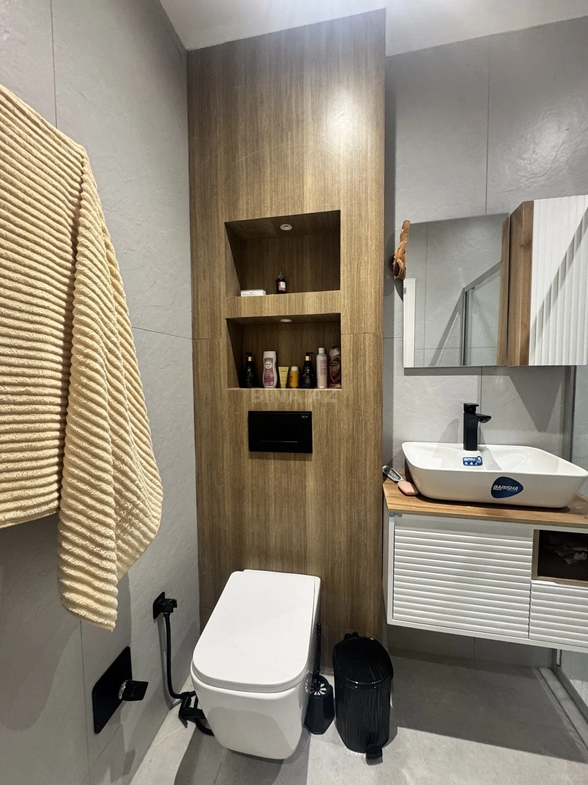 Satılır 2 otaqlı mənzil 57 m²