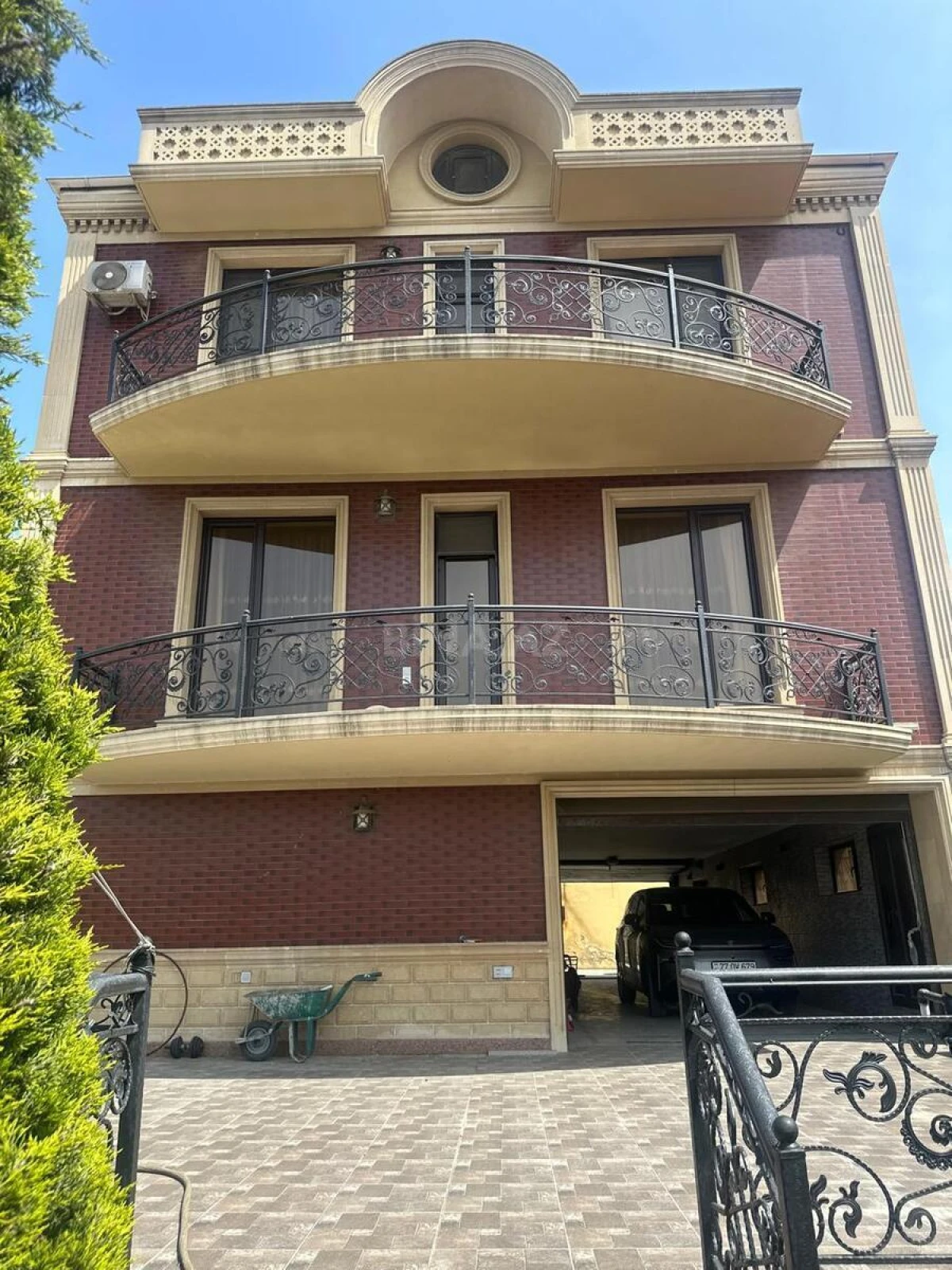 Kirayə verilir 5 otaqlı həyət evi 450 m²