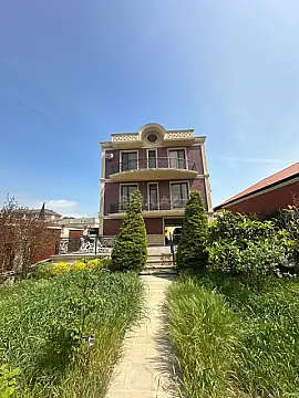 Kirayə verilir 5 otaqlı həyət evi 450 m²