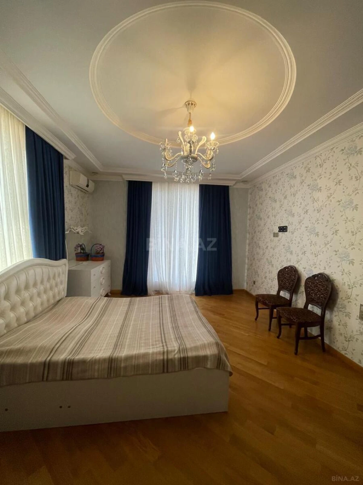 Kirayə verilir 5 otaqlı həyət evi 450 m²