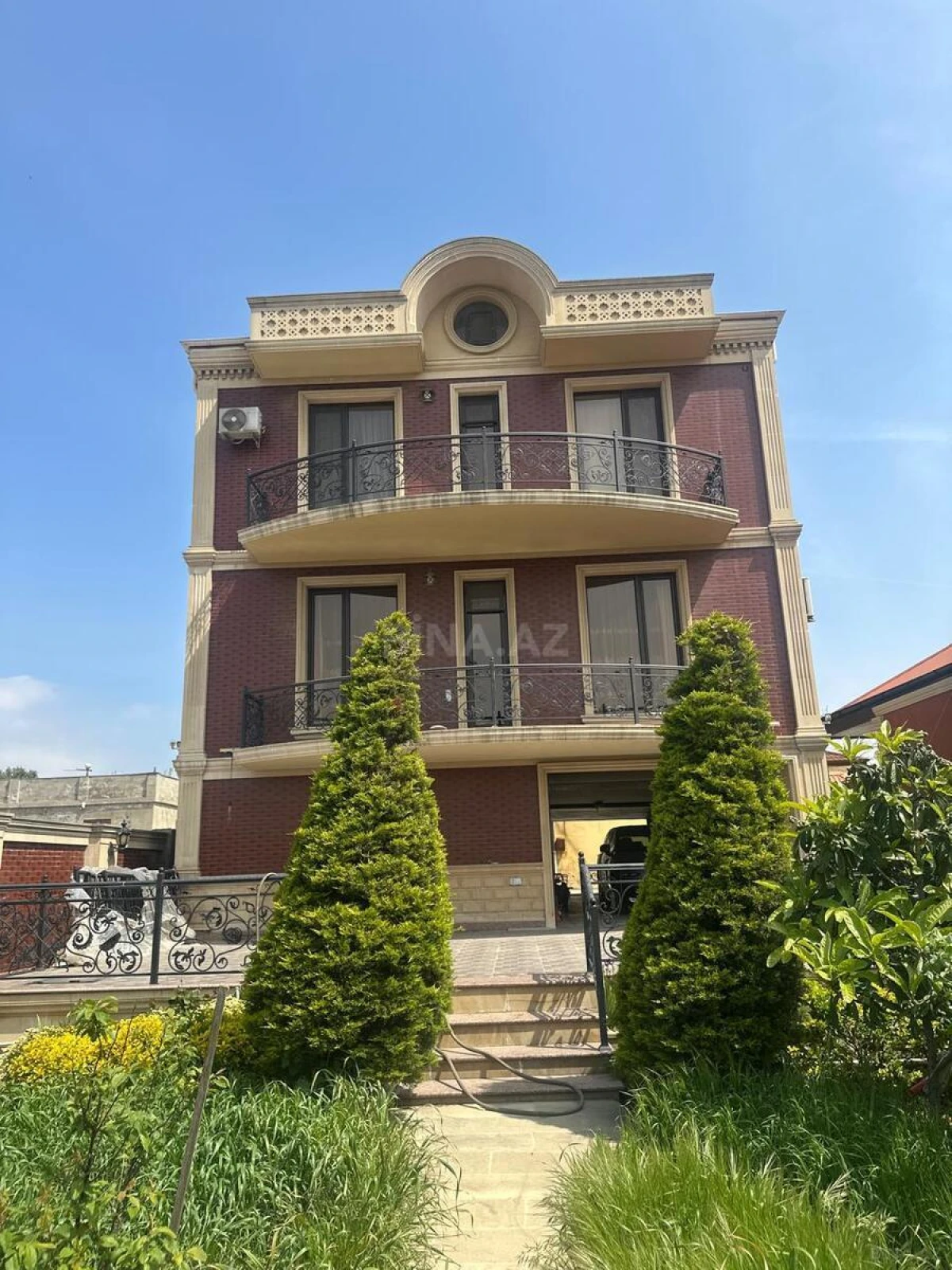 Kirayə verilir 5 otaqlı həyət evi 450 m²