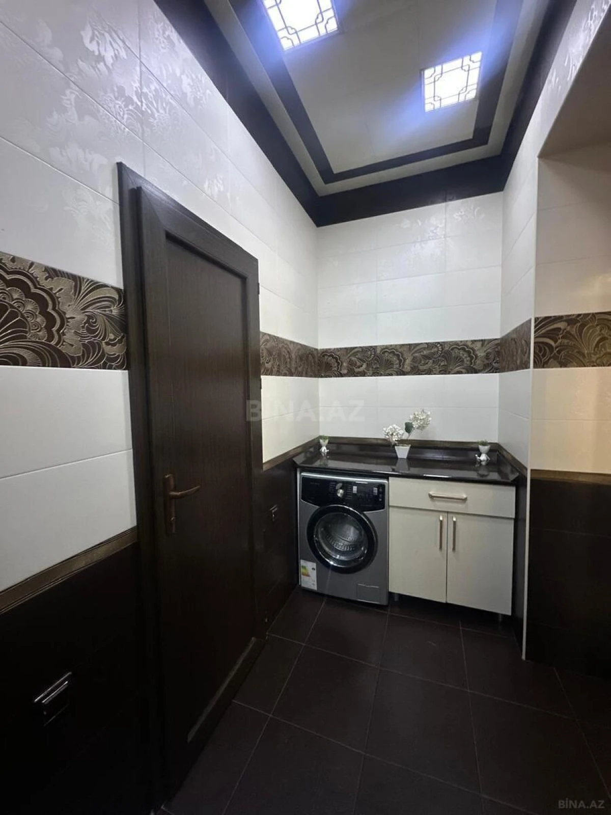 Kirayə verilir 5 otaqlı həyət evi 450 m²