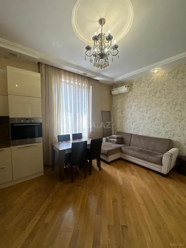 Kirayə verilir 5 otaqlı həyət evi 450 m²