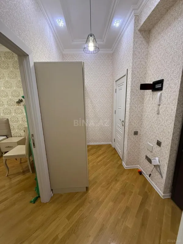 Satılır 1 otaqlı mənzil 58 m²