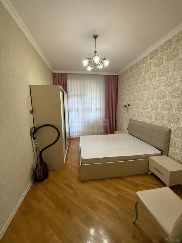 Satılır 1 otaqlı mənzil 58 m²