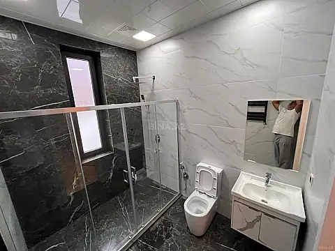 Kirayə verilir 5 otaqlı həyət evi 250 m²