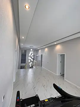 Kirayə verilir 5 otaqlı həyət evi 250 m²