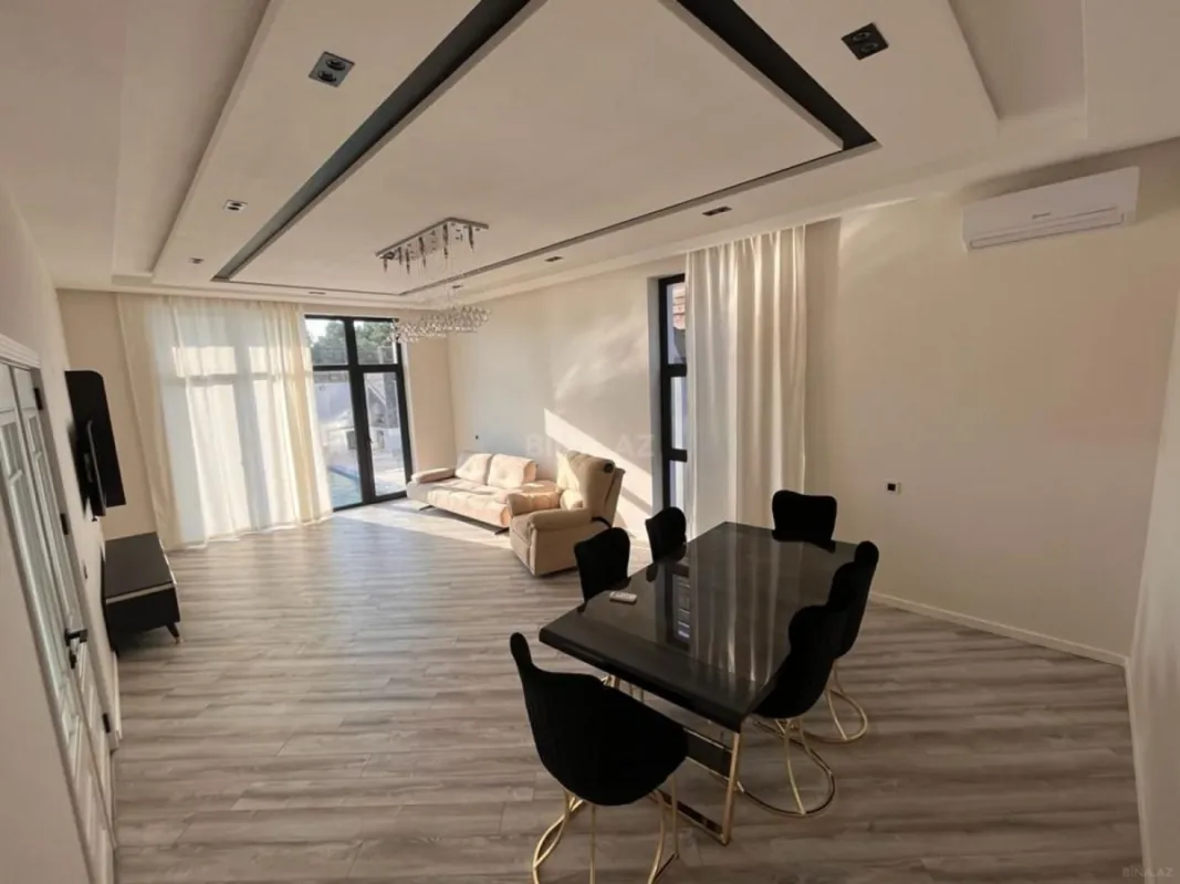 Kirayə verilir 5 otaqlı həyət evi 250 m²