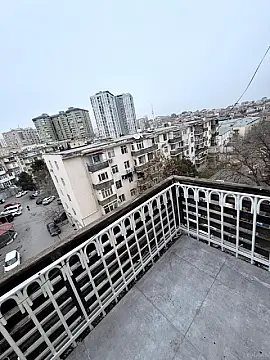 Satılır 1 otaqlı mənzil 40 m²