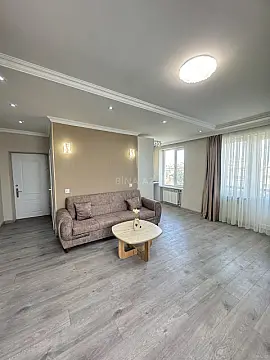 Satılır 1 otaqlı mənzil 40 m²