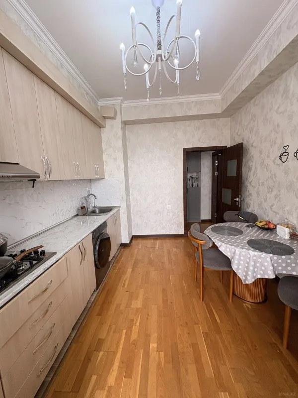 Satılır 2 otaqlı mənzil 70 m²