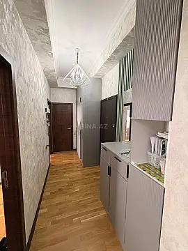 Satılır 2 otaqlı mənzil 70 m²