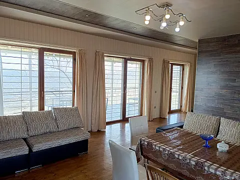 Kirayə verilir 4 otaqlı həyət evi 175 m²