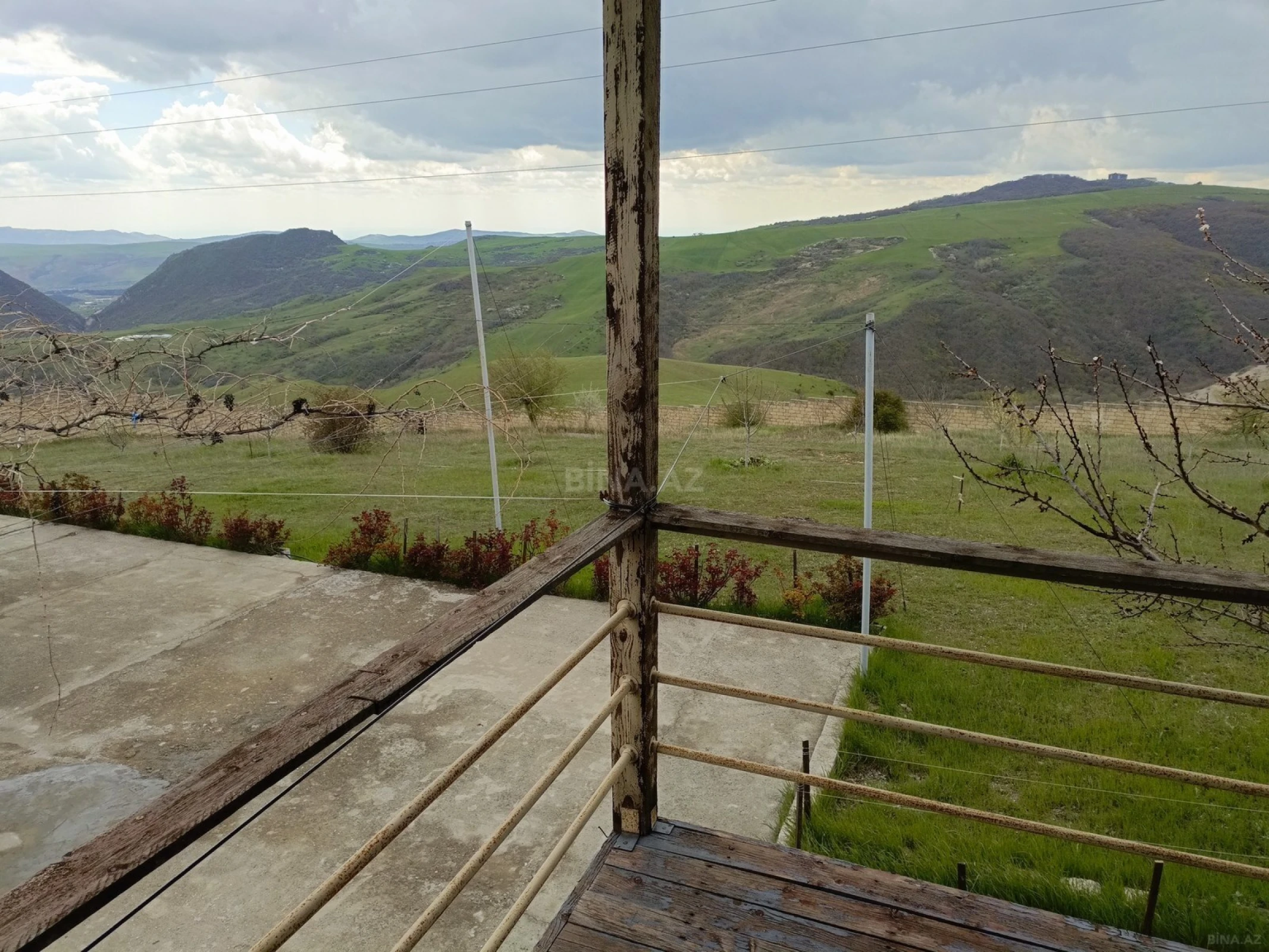 Kirayə verilir 4 otaqlı həyət evi 175 m²