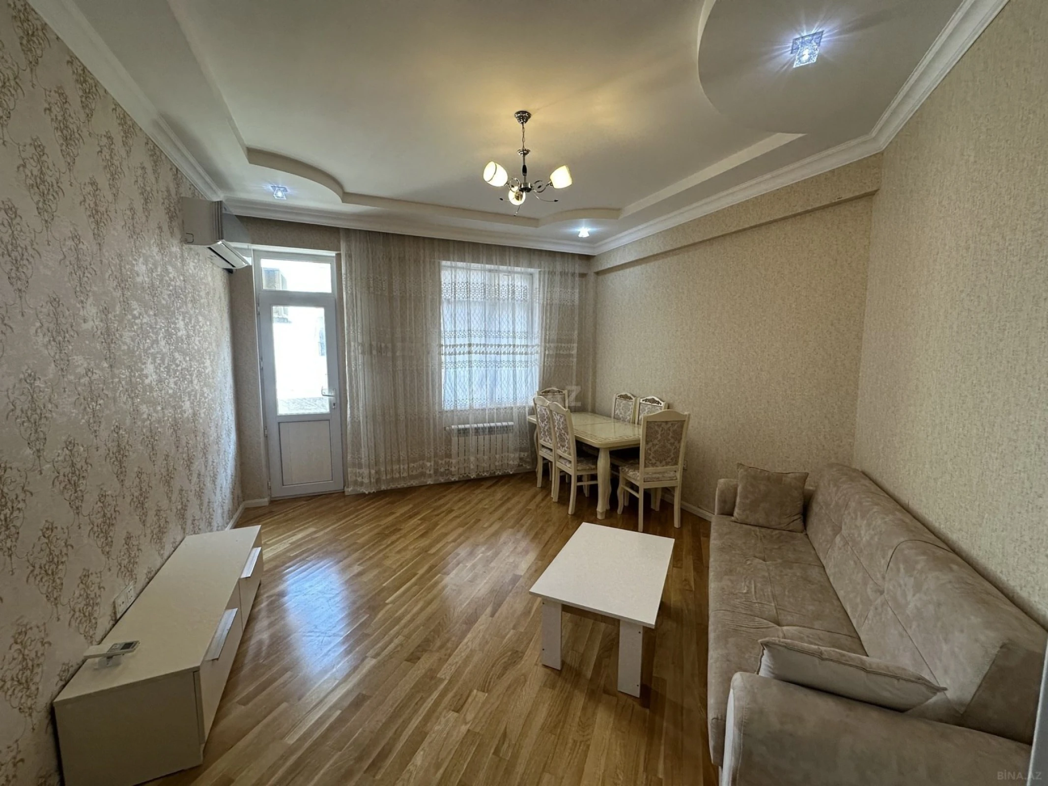 Kirayə verilir 2 otaqlı mənzil 60 m²
