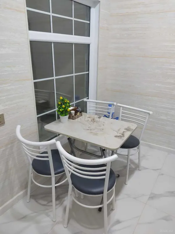 Kirayə verilir 4 otaqlı həyət evi 150 m²