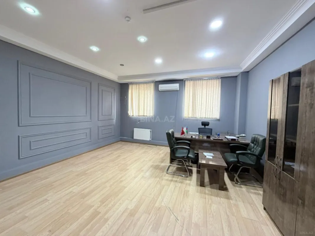 Kirayə verilir 4 otaqlı ofis 120 m²