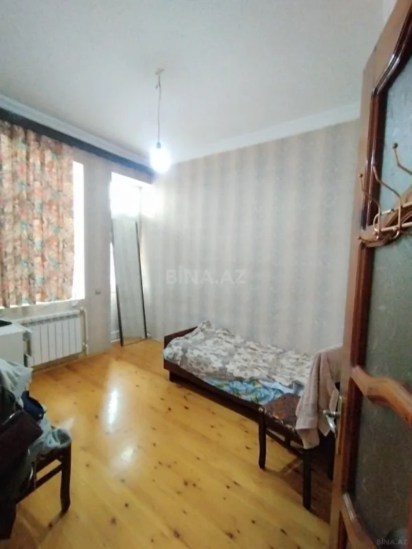 Satılır 2 otaqlı mənzil 80 m²