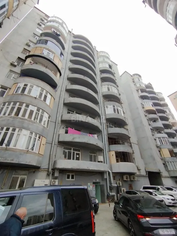 Satılır 2 otaqlı mənzil 80 m²