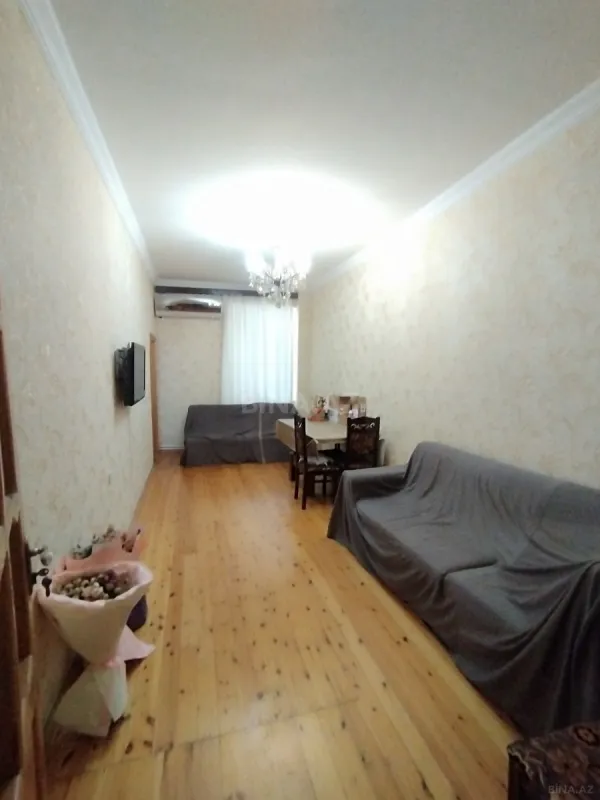 Satılır 2 otaqlı mənzil 80 m²