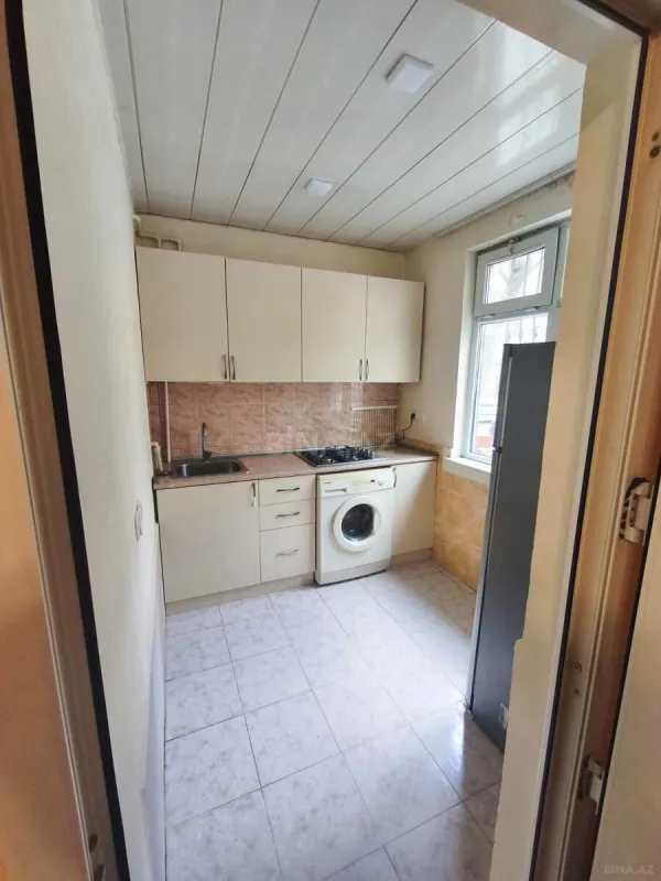 Kirayə verilir 2 otaqlı mənzil 45 m²