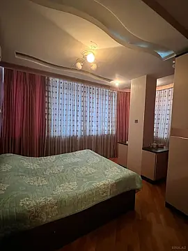 Satılır 3 otaqlı mənzil 107 m²