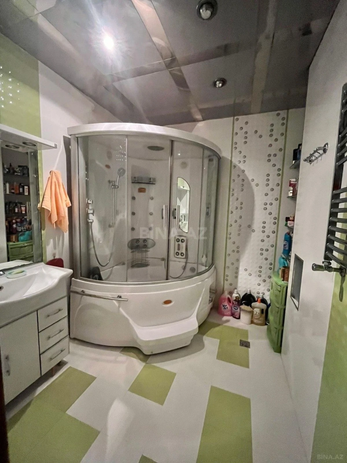 Satılır 3 otaqlı mənzil 107 m²