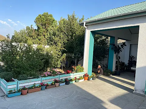Kirayə verilir 4 otaqlı həyət evi 200 m²
