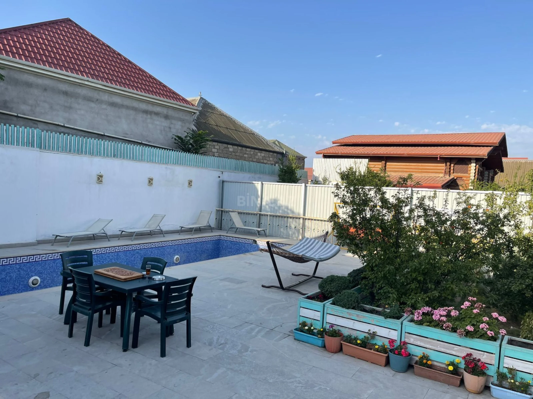 Kirayə verilir 4 otaqlı həyət evi 200 m²