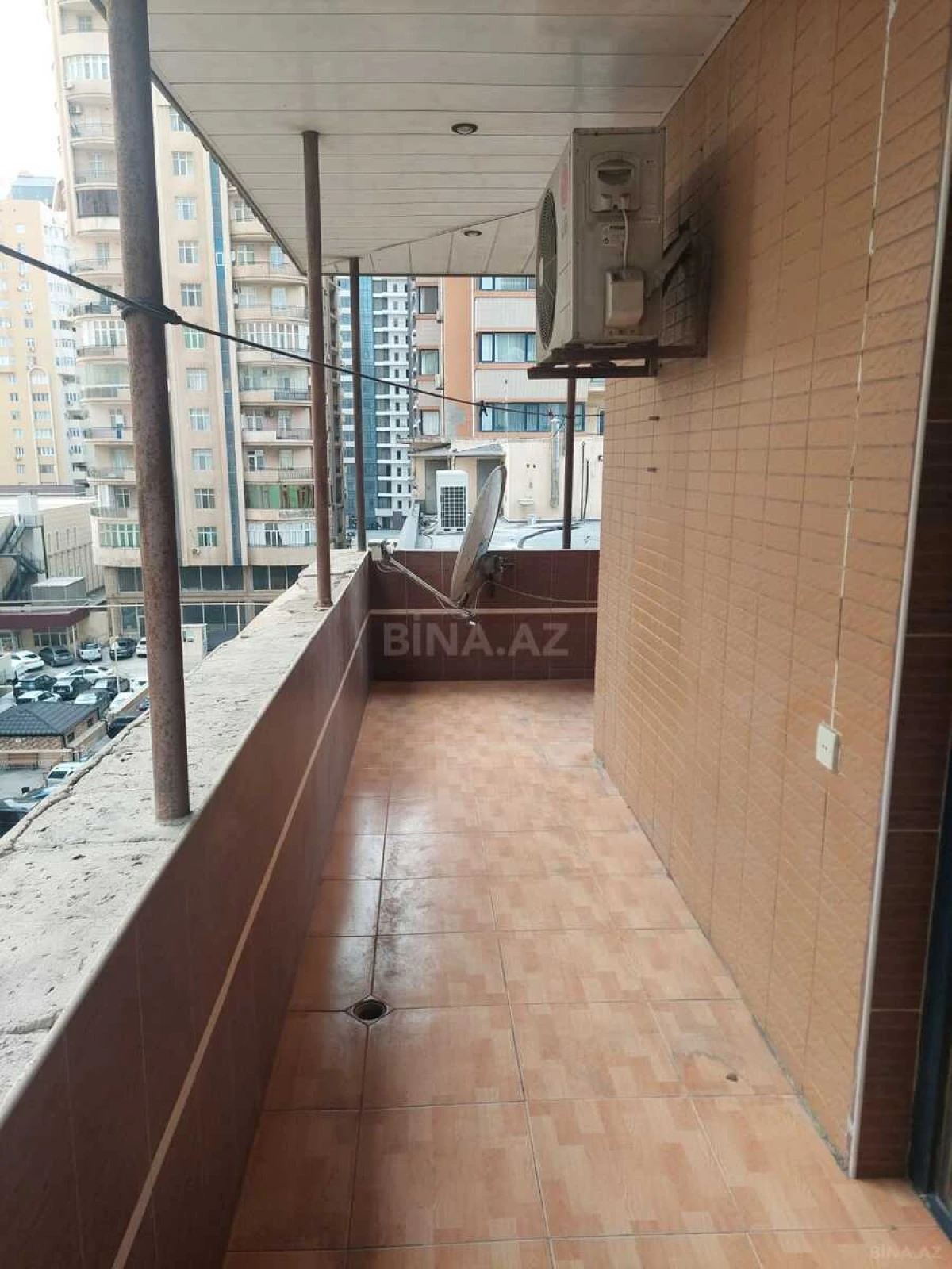 Satılır 3 otaqlı mənzil 150 m²