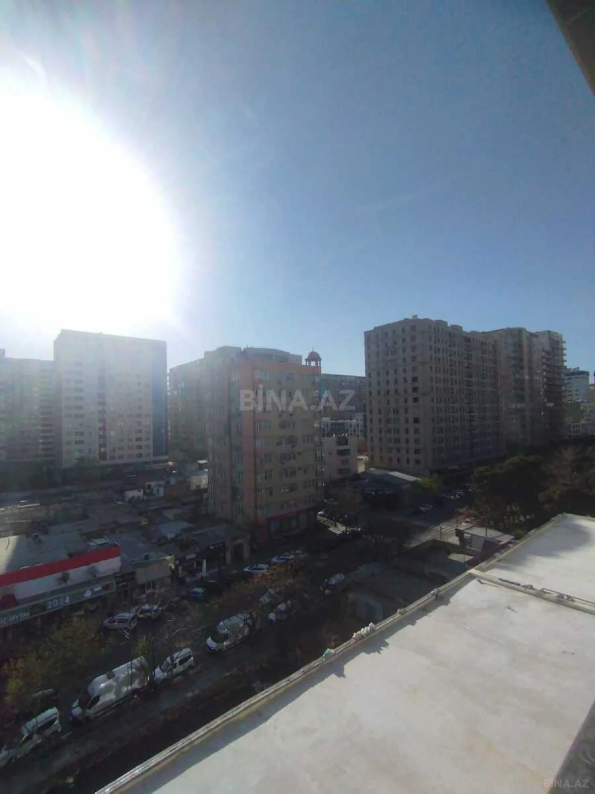 Satılır 4 otaqlı mənzil 190 m²