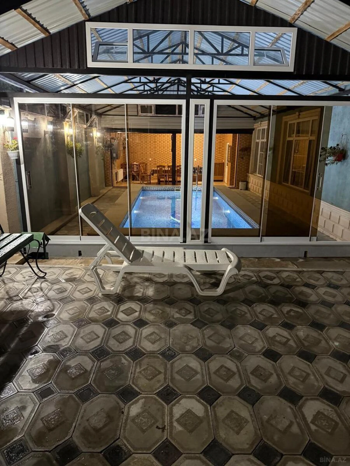 Kirayə verilir 4 otaqlı həyət evi 210 m²