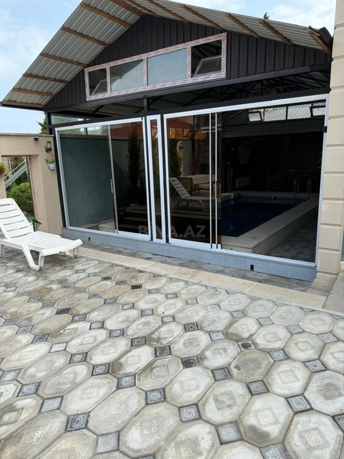 Kirayə verilir 4 otaqlı həyət evi 210 m²