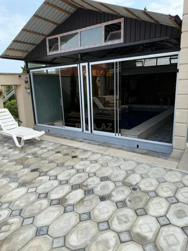 Kirayə verilir 4 otaqlı həyət evi 210 m²