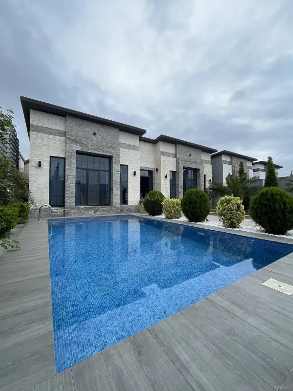Kirayə verilir 4 otaqlı həyət evi 250 m²