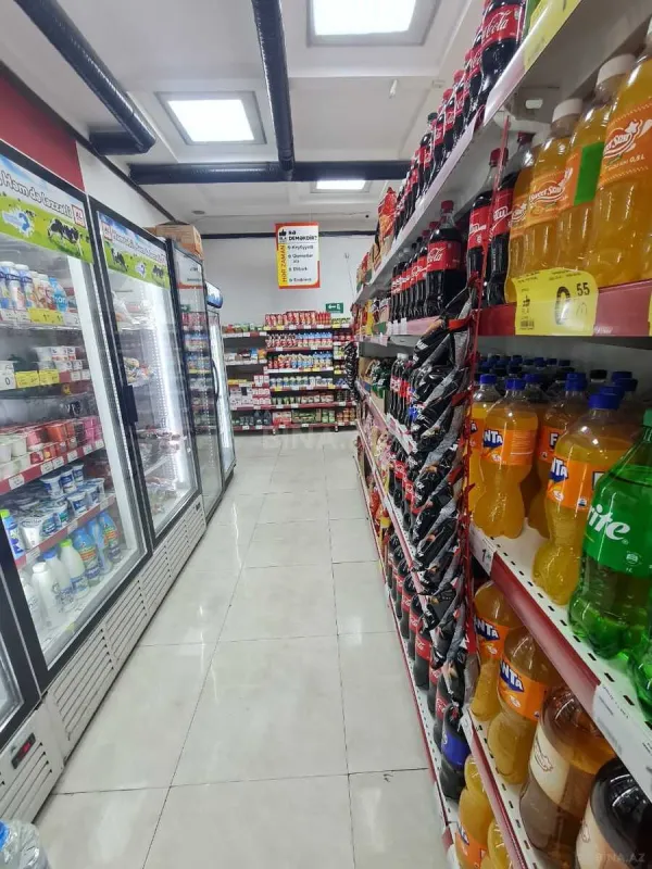 Satılır obyekt 200 m²