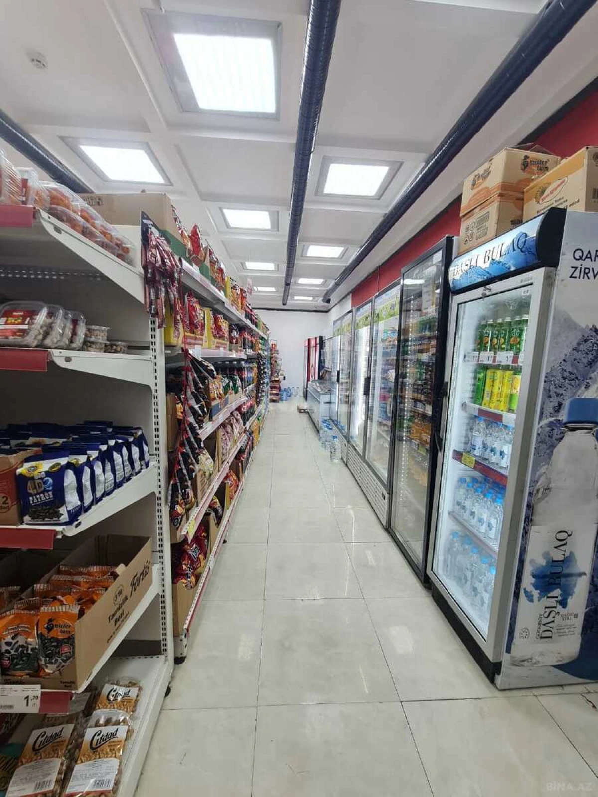 Satılır obyekt 200 m²