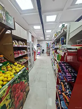 Satılır obyekt 200 m²