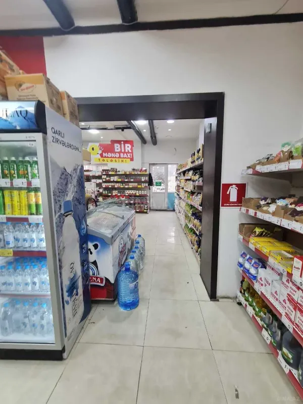 Satılır obyekt 200 m²