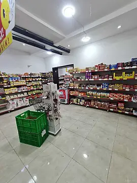 Satılır obyekt 200 m²