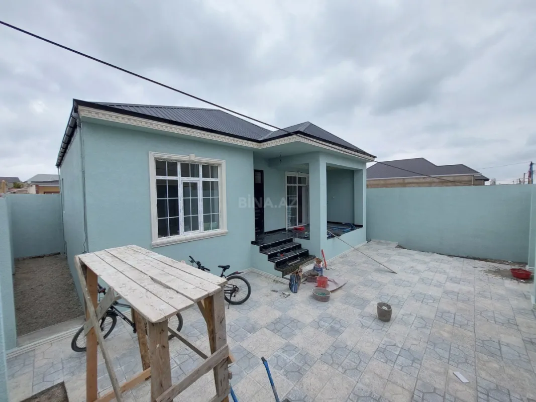 Satılır 3 otaqlı həyət evi 105 m²