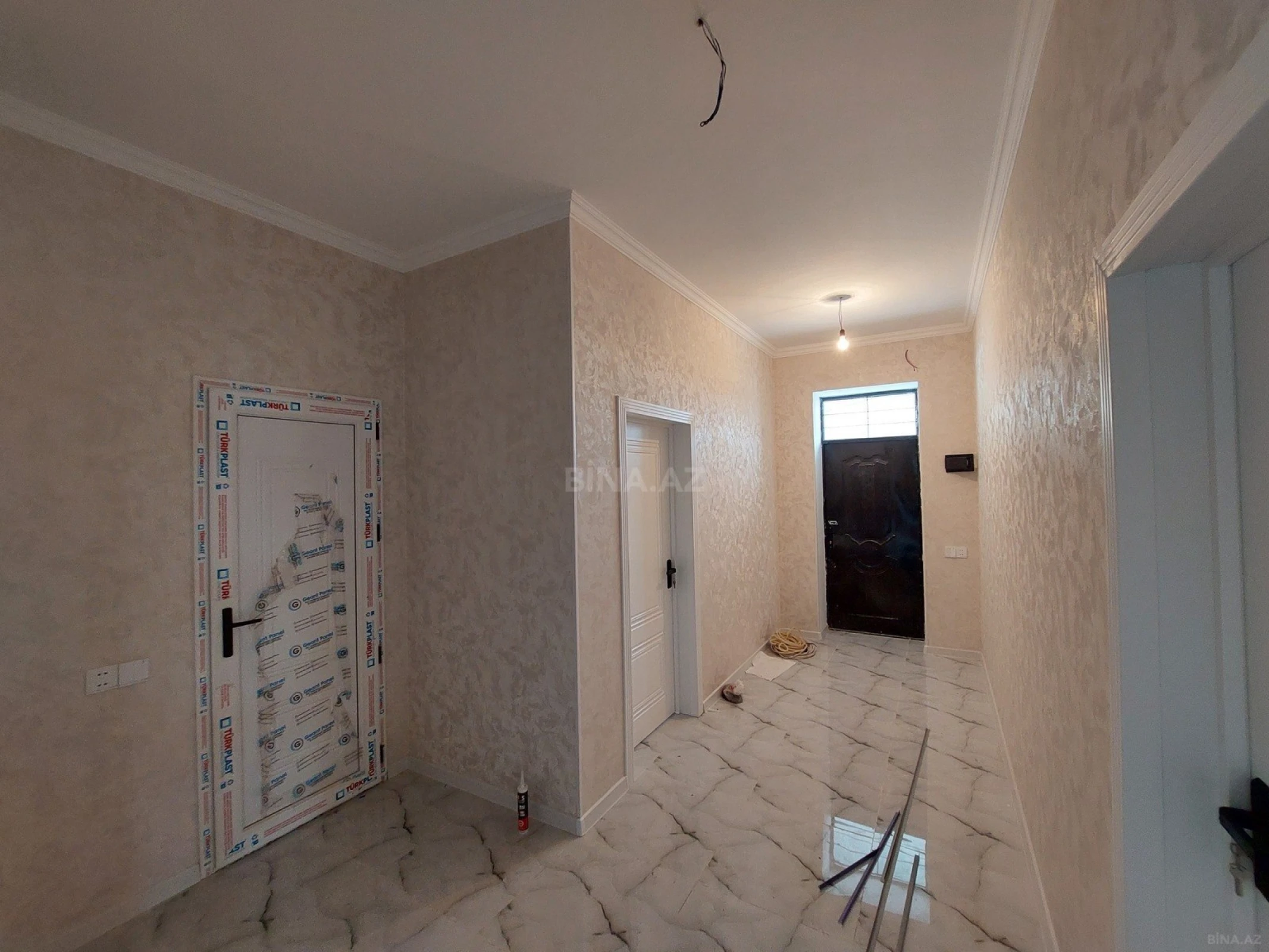 Satılır 3 otaqlı həyət evi 105 m²